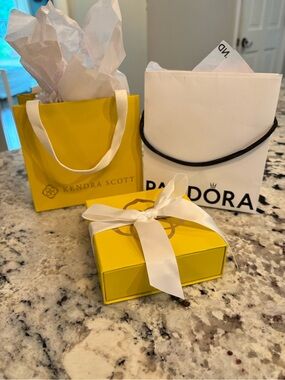 Kendra Scott Pandora gift wrap bags box